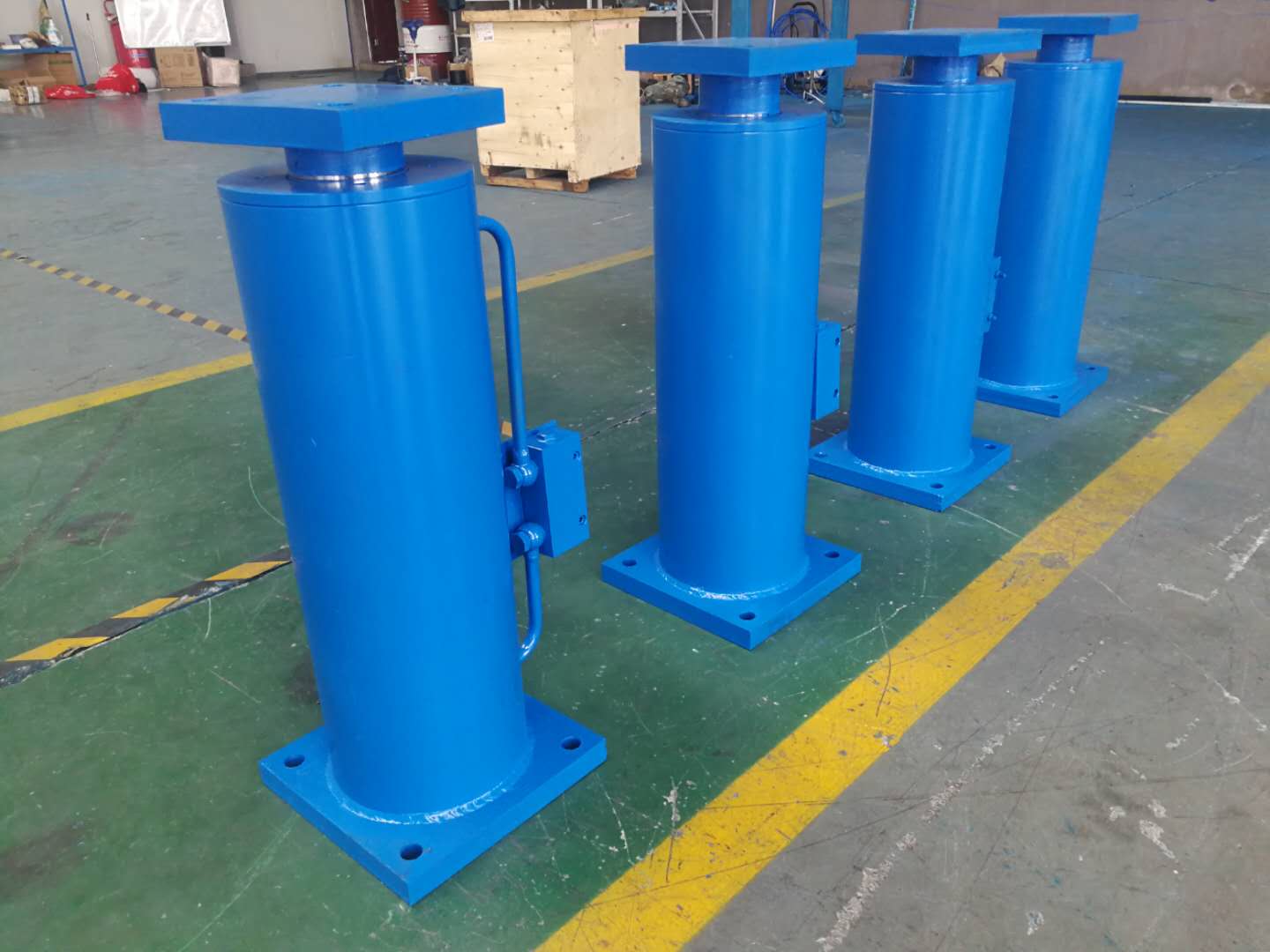 大型液壓缸維護(hù)和保養(yǎng)(圖1) 油缸1.jpg