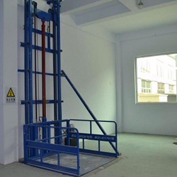 盛金機(jī)械幫您解除導(dǎo)軌式升降機(jī)無法升降問題(圖2) \